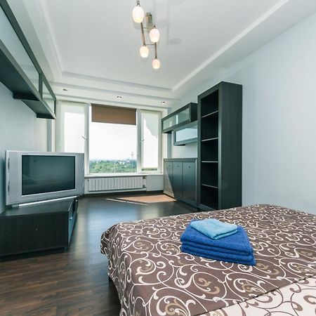 Apartments On Henerala Zhmachenka Kiev Eksteriør bilde