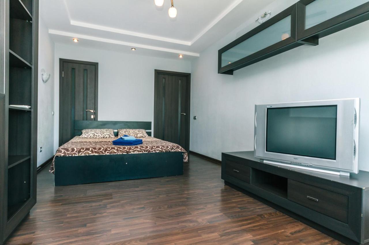 Apartments On Henerala Zhmachenka Kiev Eksteriør bilde
