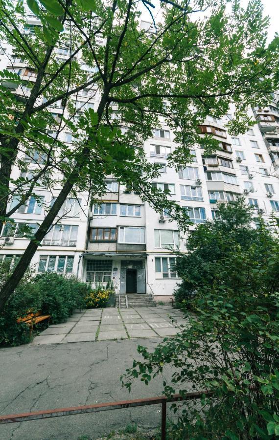 Apartments On Henerala Zhmachenka Kiev Rom bilde